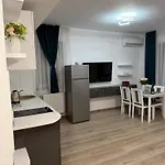 Mav Hanul Cu Peste شقة