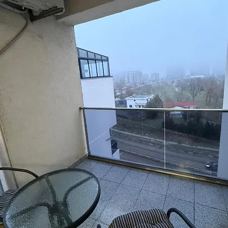 Mav Hanul Cu Peste Lejlighed *